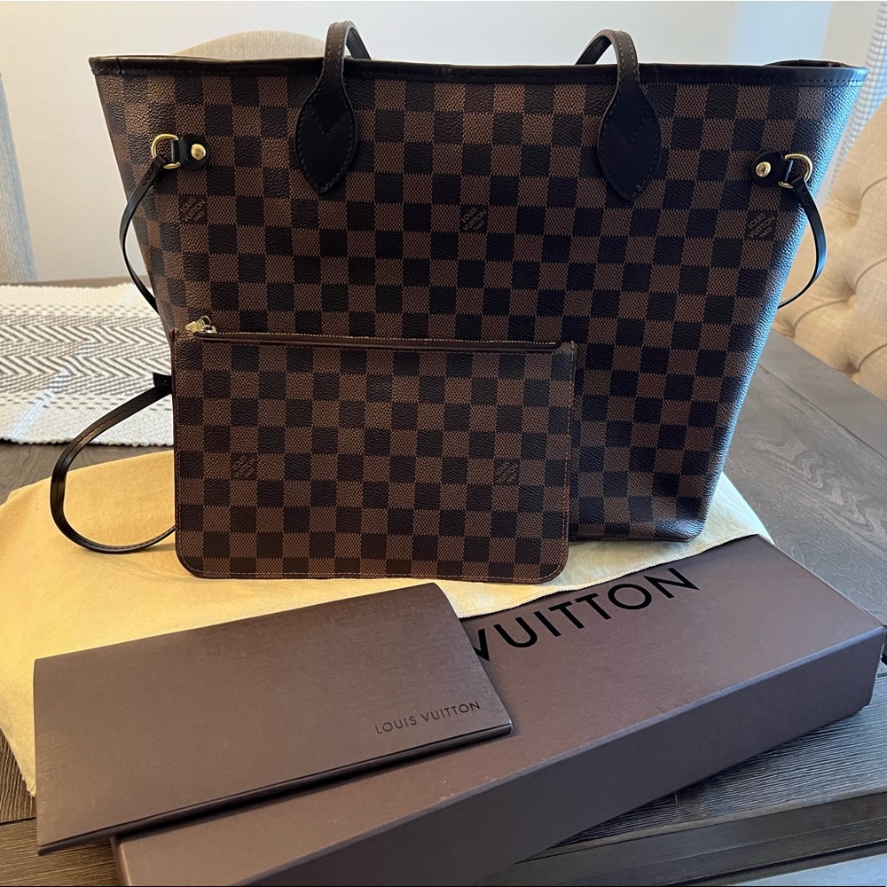 Authentic Louis Vuitton Neverfull MM handbag